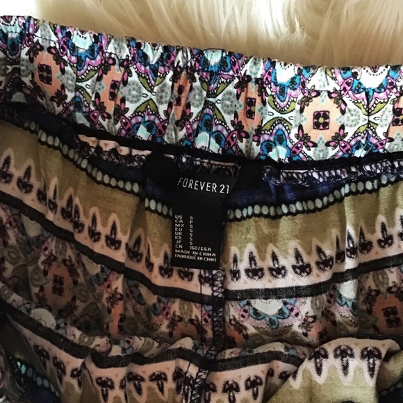 Women’s small pants - Picture 5 of 5